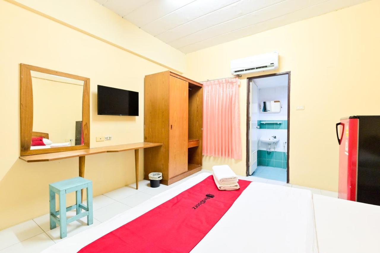 Big Bird Palace Ladprao 71 Bangkok Ngoại thất bức ảnh